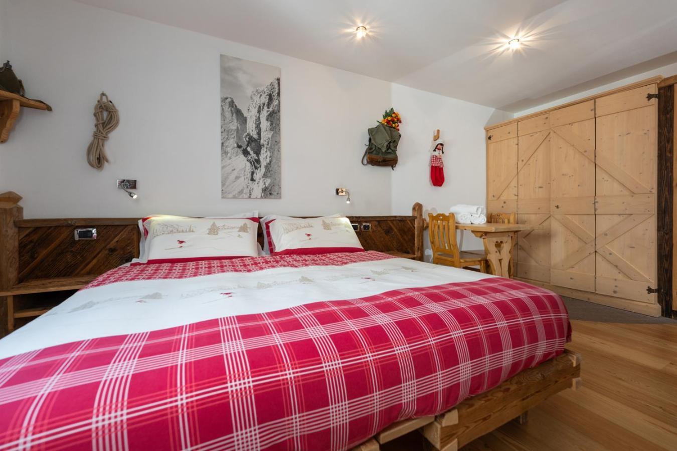 Garni Ladin Hotel Vigo di Fassa Luaran gambar