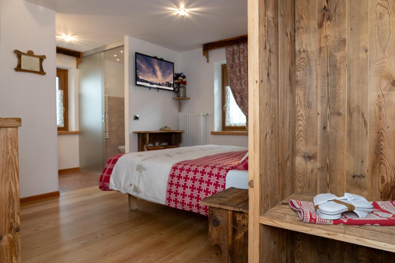 Garni Ladin Hotel Vigo di Fassa Luaran gambar