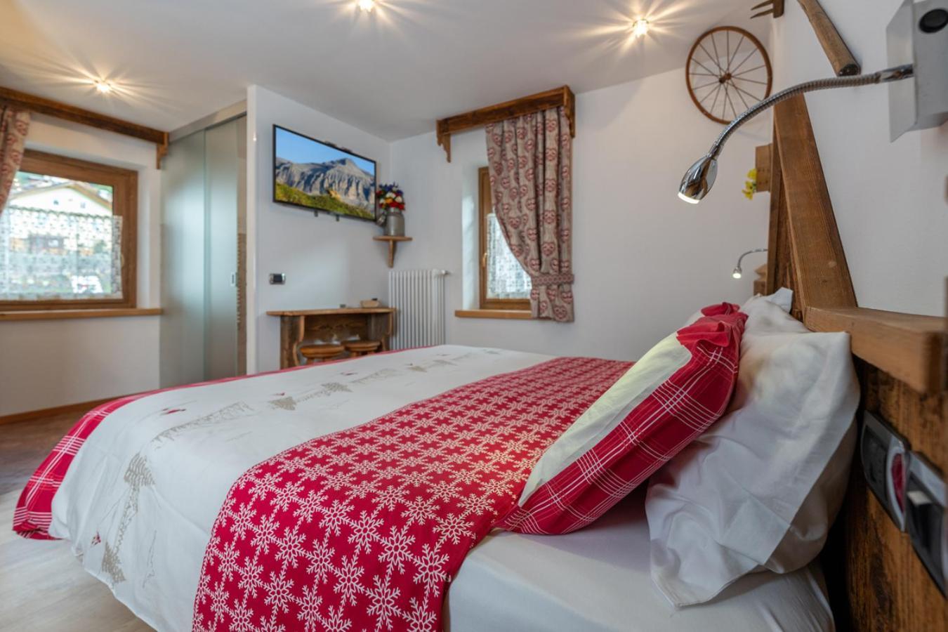 Garni Ladin Hotel Vigo di Fassa Luaran gambar