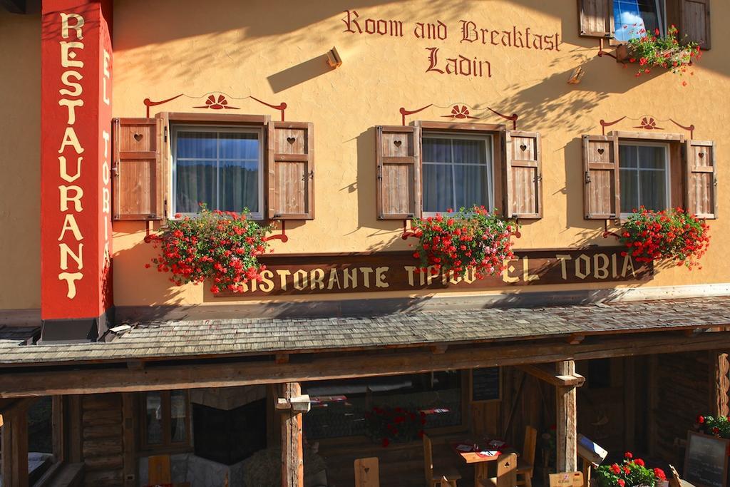 Garni Ladin Hotel Vigo di Fassa Luaran gambar