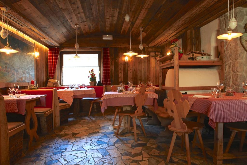 Garni Ladin Hotel Vigo di Fassa Luaran gambar
